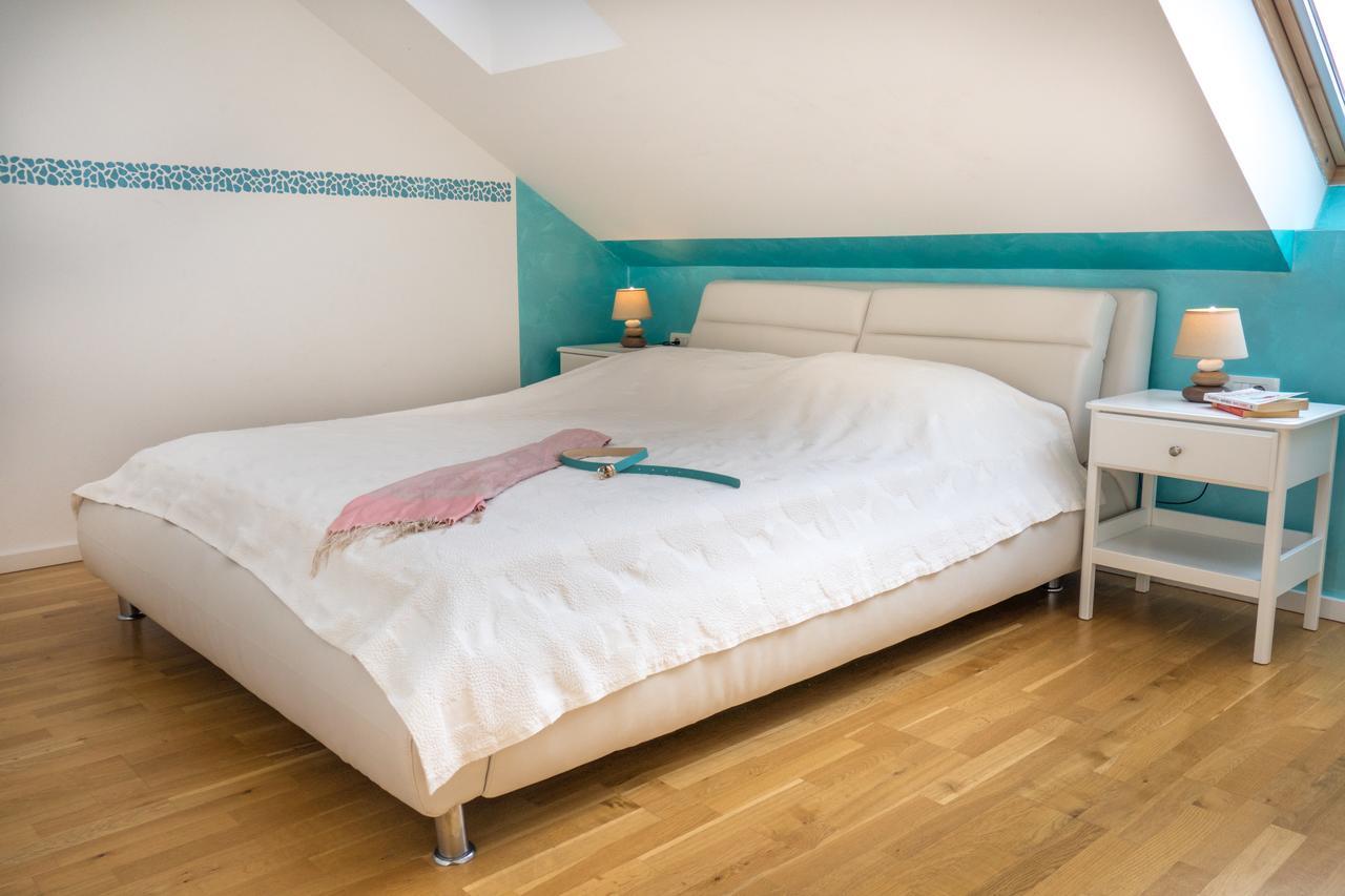 Luxury 3-Bedroom Apartment Zen Μπολ Εξωτερικό φωτογραφία
