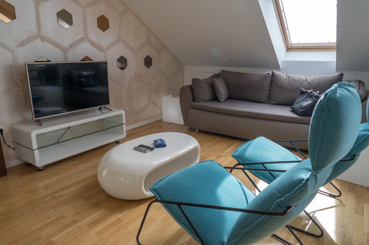 Luxury 3-Bedroom Apartment Zen Μπολ Εξωτερικό φωτογραφία